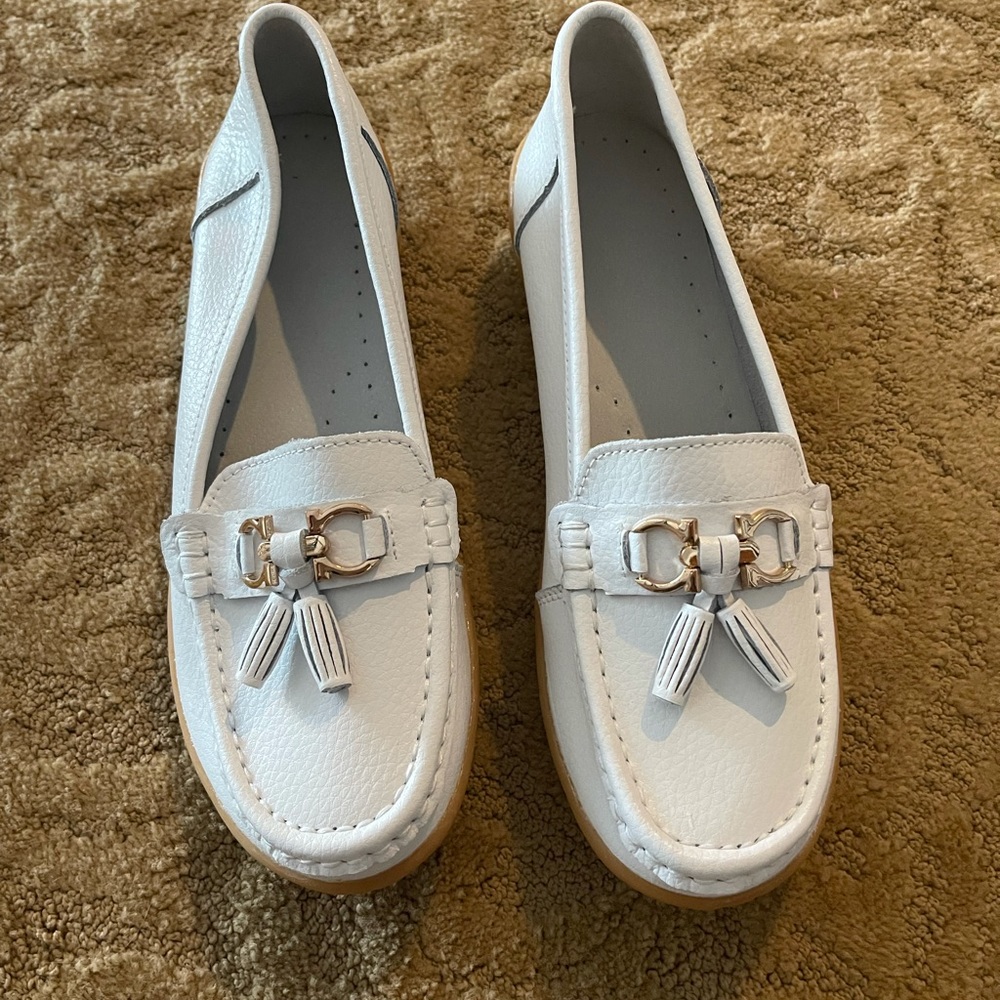 COPY - White loafers
